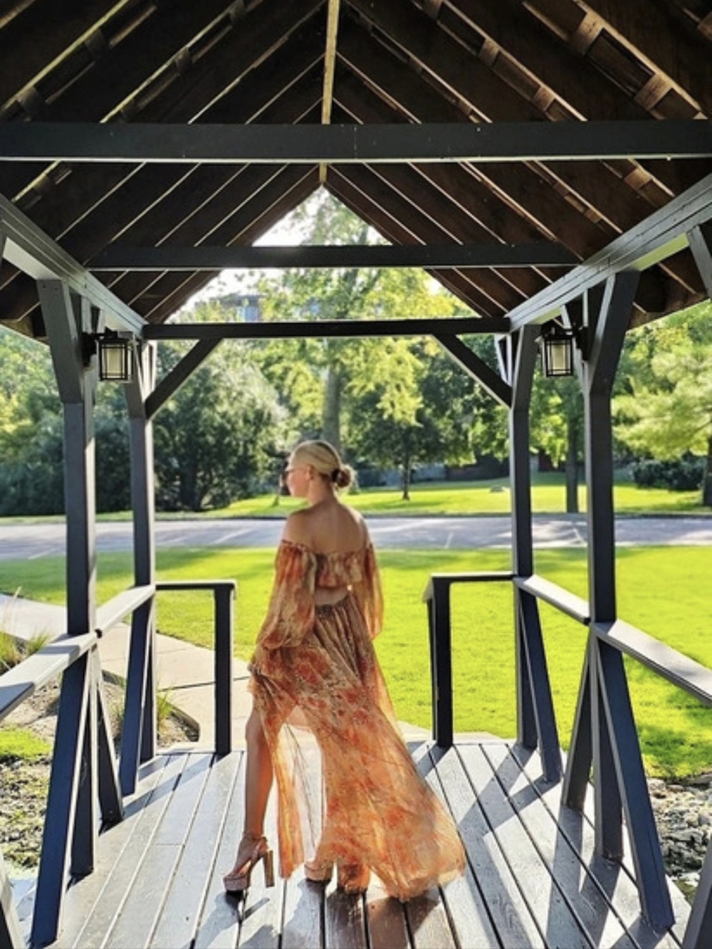 Joanna Muzyk Atelier Floral Off-Shoulder Maxi Dress MIMI BOUTIQUE - Picture 3 of 10